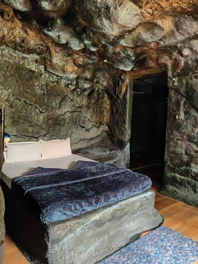 Rai'S Coorg Cave House Villa Madikeri Exteriör bild