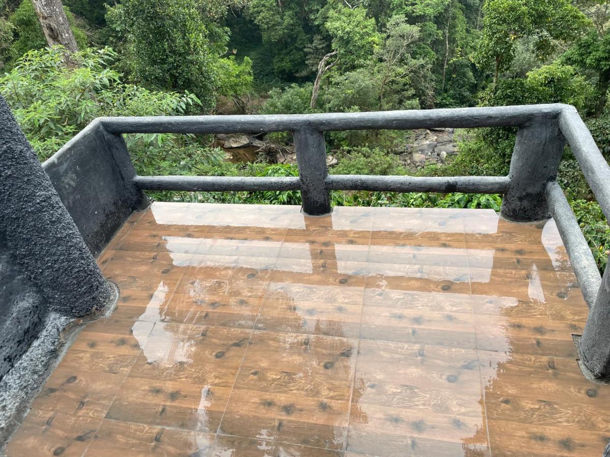 Rai'S Coorg Cave House Villa Madikeri Exteriör bild